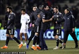 牛牛你是不是上头了（牛牛，你是不是冲昏头了？）